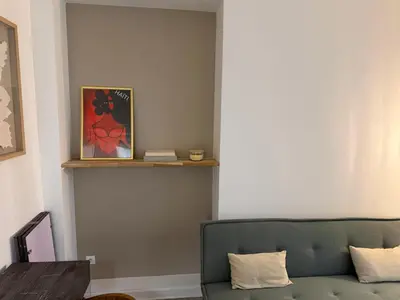 Coin salon dans l'établissement Superbe 2 pièces design refait à neuf 4 couchages