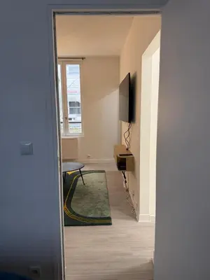 Télévision ou salle de divertissement dans l'établissement Superbe 2 pièces design refait à neuf 4 couchages