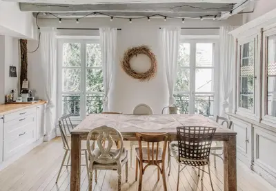 Plan de l'établissement Beautiful Parisian apartment full of light
