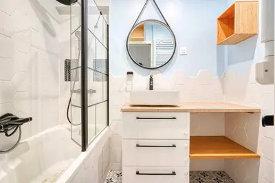 Salle de bains dans l'établissement Bright flat - 3BR - 6P - Ternes