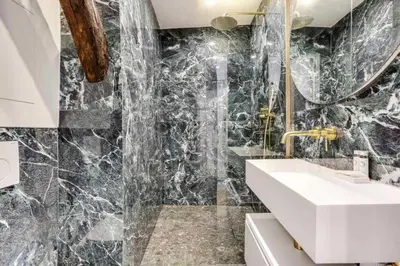 Salle de bains dans l'établissement Cosy studio - 2P - 16ème métro Ranelagh