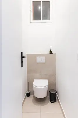 Salle de bains dans l'établissement Elegant and Spacious 4-Bedroom Apartment in Paris 16th