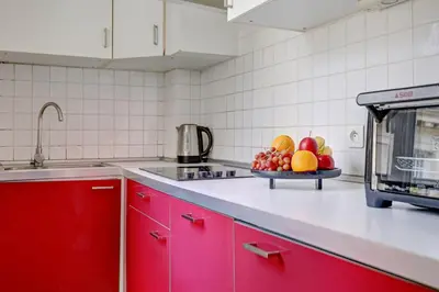Cuisine ou kitchenette dans l'établissement Serenty - 1BR - Pompidou & Central Paris