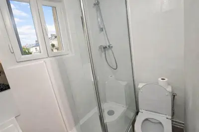 Salle de bains dans l'établissement Studio Parisien grands boulevards Couple ou Solo