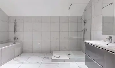 Salle de bains dans l'établissement Appartement Champs Elysées Berri