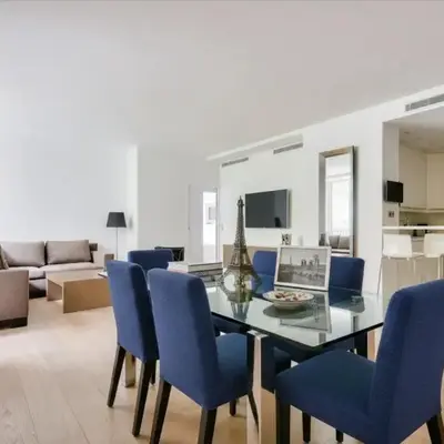 Appartement Champs Elysées Berri