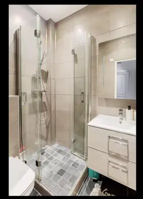 Salle de bains dans l'établissement Bright Parisian apartment