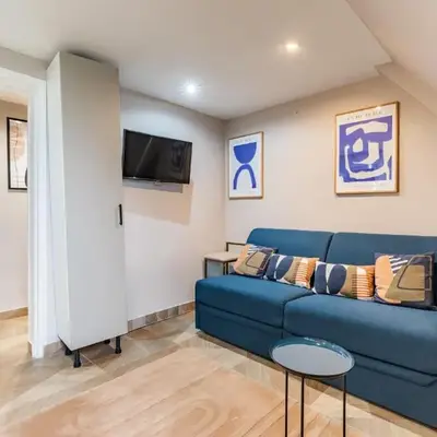 Cozy Attic Studio near Bastille and Le Marais