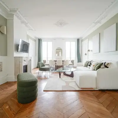 Elegant 4 BR apartment Spacious and decorated