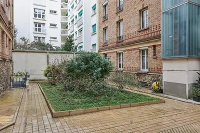 Jardin de l'établissement Soyer - Neuilly sur Seine 1ch by B'Your Home