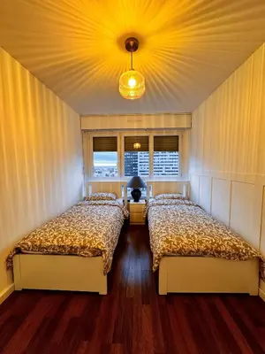 Un ou plusieurs lits dans un hébergement de l'établissement Paris View Direct Access Apartment 10 people