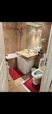 Salle de bains dans l'établissement studio luxueux