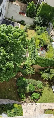 Jardin de l'établissement 3 bedroom apartment with Eiffel Tower view