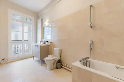 Salle de bains dans l'établissement Exceptional Luxury Apartment near Avenue Foch in Paris 16th