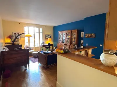Cuisine ou kitchenette dans l'établissement L'appartement Bleriot