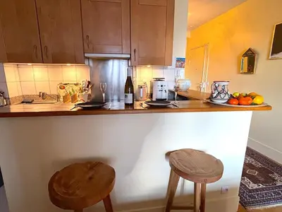 Cuisine ou kitchenette dans l'établissement L'appartement Bleriot