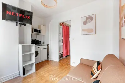 Cuisine ou kitchenette dans l'établissement Studio Raffine Quartier La Muette