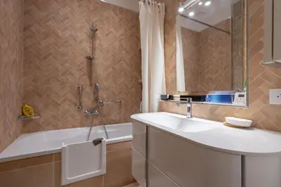 Salle de bains dans l'établissement Le Champ de Mars - 400 m de la Tour Eiffel