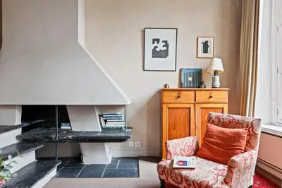 Coin salon dans l'établissement Suite Saint-Germain - Noblesse au cœur de Paris 7