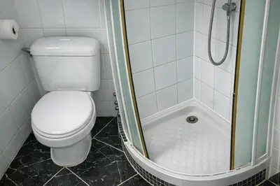 Salle de bains dans l'établissement Appartement République proche du marais Folie Mericourt