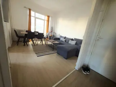 Coin salon dans l'établissement Bright and Comfortable Apartment for 6 Near Paris