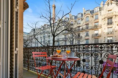 Balcon ou terrasse dans l'établissement 572 Carla - Apt with balcony near Eiffel Tower