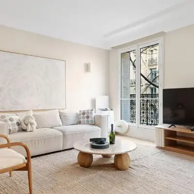 572 Carla - Apt with balcony near Eiffel Tower