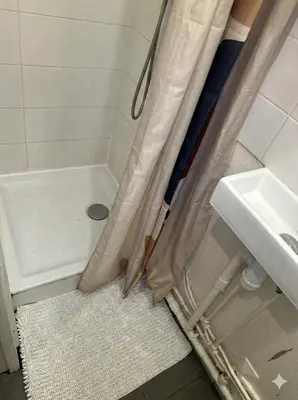 Salle de bains dans l'établissement Paris Défense T2 Design