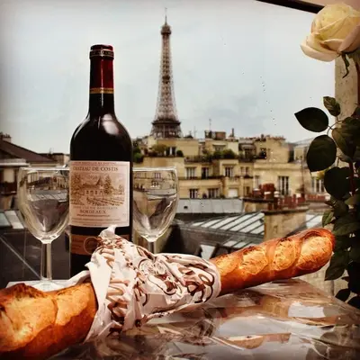 Boissons dans l'établissement Modern Studio Apartment Champs Élysées Stars