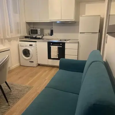 Modern Studio Apartment Champs Élysées Stars