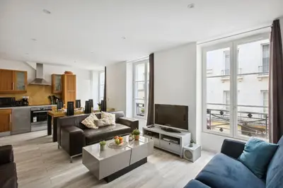 Coin salon dans l'établissement Serenty - 1BR - St Germain & Jardin du Luxembourg