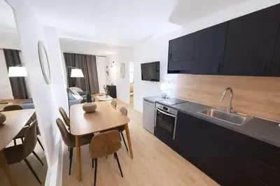 Cuisine ou kitchenette dans l'établissement Appartement Paris 18eme Montmartre 6 personnes