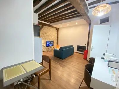 Coin salon dans l'établissement Cozy F2 classique et accueillant