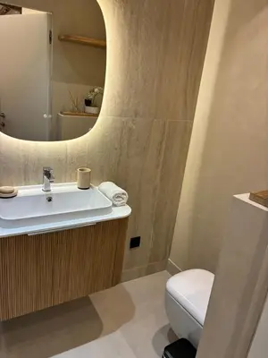 Salle de bains dans l'établissement Paris Suite Porte de Versailles Metro Parking