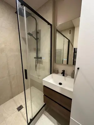 Salle de bains dans l'établissement Modern and quiet apartment overlooking the Seine