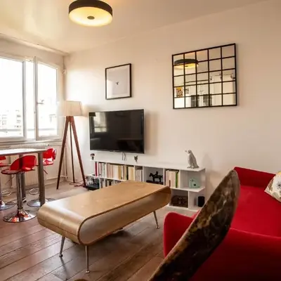 Spacious apartment near Père Lachaise