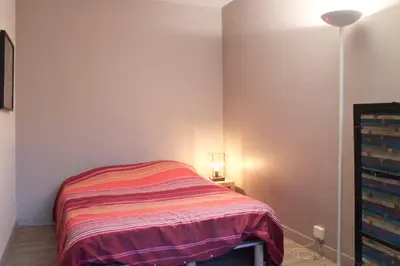 Plan de l'établissement Joli T1 avec balcon à Paris