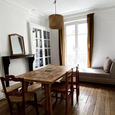Authentic flat near Montmartre