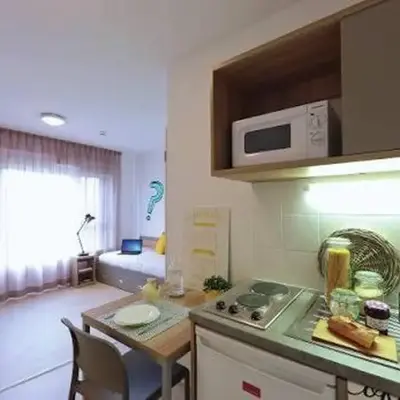 Studio à Partager