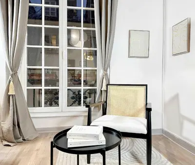 Coin salon dans l'établissement Notre-Dame - Deluxe studio for 4
