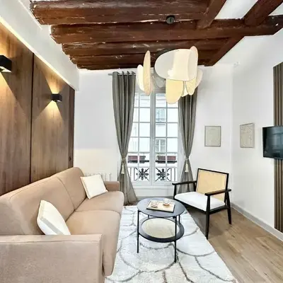 Notre-Dame - Deluxe studio for 4