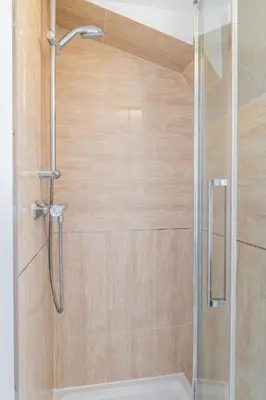 Salle de bains dans l'établissement Studio equipe centre nation - Paris 12 - 2P