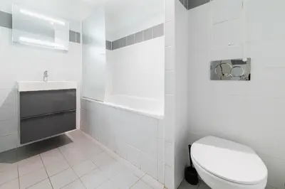 Salle de bains dans l'établissement 201 - Charmant studio jardins des plantes -Paris 5