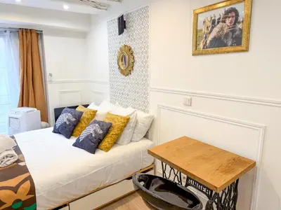 Coin salon dans l'établissement UrbanFlat 42 - Two-Bedroom Flat in Center of Paris