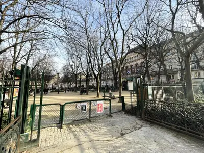 Plan de l'établissement UrbanFlat 42 - Two-Bedroom Flat in Center of Paris