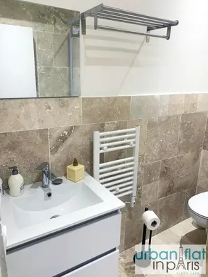 Salle de bains dans l'établissement UrbanFlat 167 - Bel Appartement de 1 Chambre