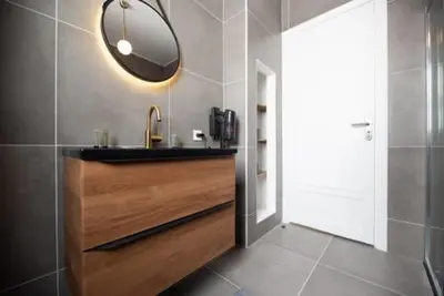 Salle de bains dans l'établissement Prestigious Home near Champs Elysées