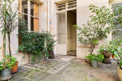 Jardin de l'établissement Charming chic apartment in Upper Marais 160m