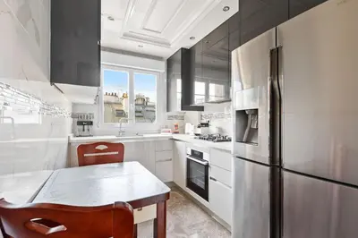 Cuisine ou kitchenette dans l'établissement Suite Estelle, Luxe au 1er Arrondissement Paris