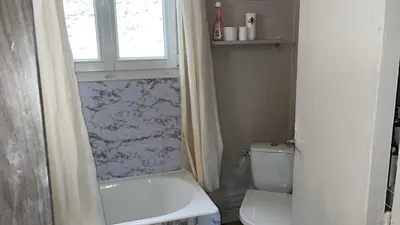 Salle de bains dans l'établissement Cute apartment in Paris